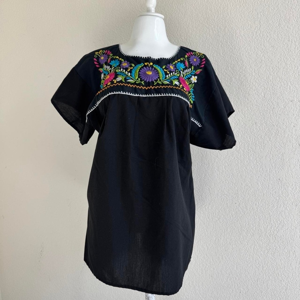 Black embroidered blouse Mexican style